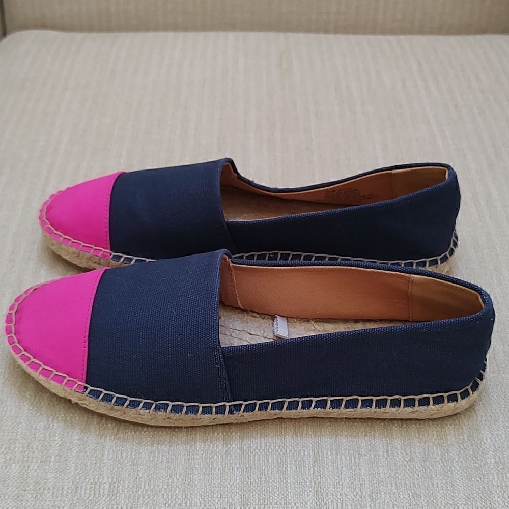 J. Crew Navy Blue Canvas Slip On Espadrilles Flats with Pink Cap Toe Size 6